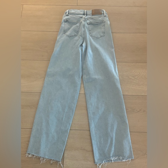 Light wash hidden jeans - Picture 2 of 6